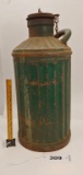 The Davis Welding Mfg Co. Oil Can