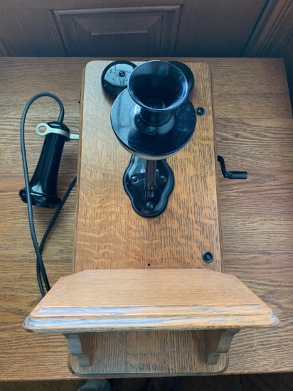 Antique Crank Style Phone (Kellogg) 2809S