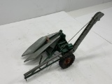 New Idea 1 Row Corn Picker, Topping Models, 1/16 Scale