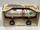 Ertl Anhydrous Ammonia Tank, 1/16 Scale, Stock #326