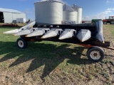 Gleaner 630 Black Stripe Low Profile Corn Head