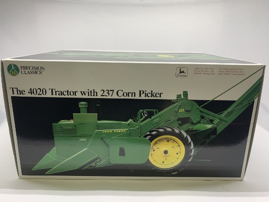 John Deere 4020 Tractor with 237 Corn Picker,  1/16 Scale
