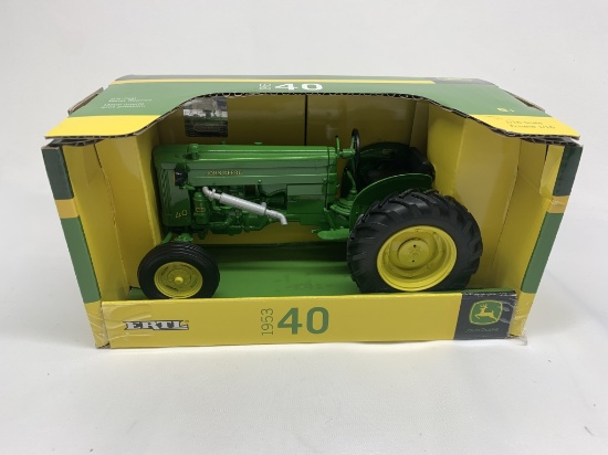 John Deere 1953 40,  1/16 Scale