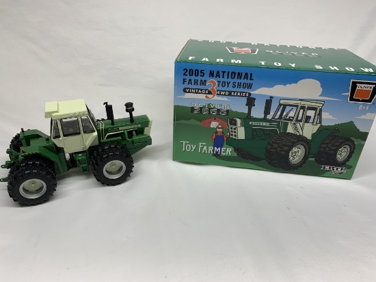 Oliver 2655 National Farm Toy Show Tractor,  1/32 Scale