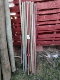 25 1.25in 6ft Fiberglass Fence Posts