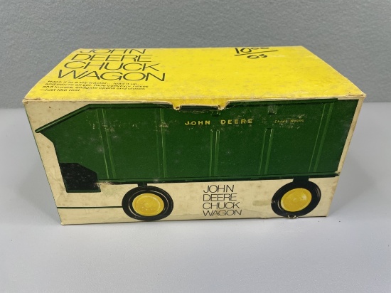 1/16 John Deere Chuck Wagon