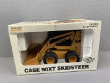 1/16 Case 90XT Skidsteer