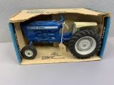 1/12 Ford 4600 Tractor