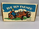 1/16 Allis-Chalmers D19 The Toy Farmer
