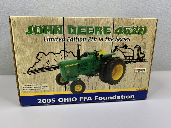 1/16 John Deere 4520 8th in series
