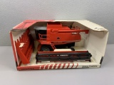 1/24 Massey-Ferguson 8780 Combine