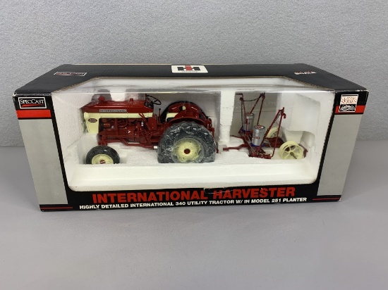 1/16 International  340 Utility Tractor & 251 Planter