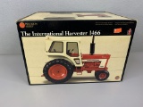 1/16 International Harvester 1466 Tractor