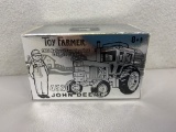 1/64 Toy Farmer John Deere 4520 Tractor