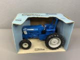 1/16 Ford 7710 Tractor w/Rollbar