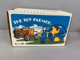1/16 Toy Farmer Case-o-matic 800 Diesel Tractor