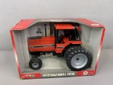 1/16 Case IH International 5288 Tractor