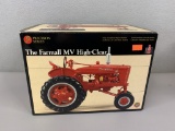 1/16  Farmall MV High-Clear Tractor