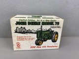 1/16 John Deere Model 70 Tractor