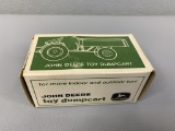 John Deere Toy Dumpcart