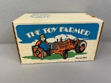 1/16 Toy Farmer Allis-Chalmers D19 Tractor