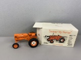 1/16 Allis-Chalmers D14 Tractor