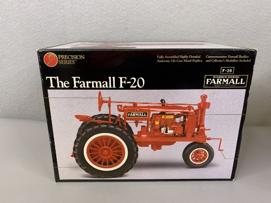 1/16 The Farmall F-20 Tractor