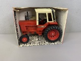 1/16 International 1086 Tractor w/ Cab