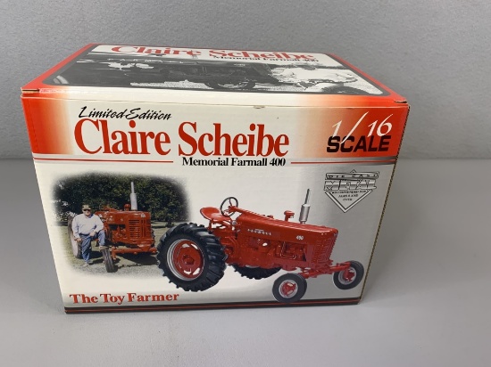 1/16 Claire Scheibe Memorial Farmall 400, Toy Farmer