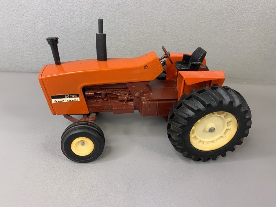 1/16 Allis-Chalmers A-C 7050 Tractor