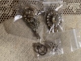 Costume Jewelry, 4 Brooches