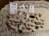 Costume Jewelry 40 Assorted Pins