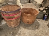 1 Bushel & 4 Peck Baskets w/ Handles