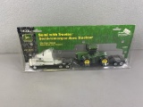 1/64 John Deere Semi w/ Tractor