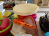 Tupperware & other Plastic Containers