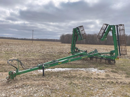 2011 John Deere 200 Rolling Basket, 35'