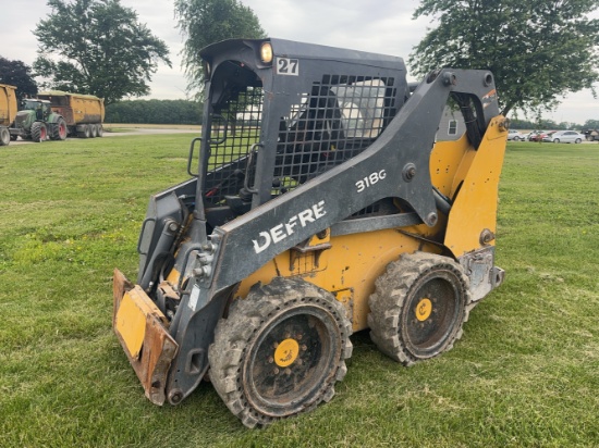 John Deere 318G Skid Steer - 2 Speed, 5300 hrs. ISO Hand Controls. Aux hyds