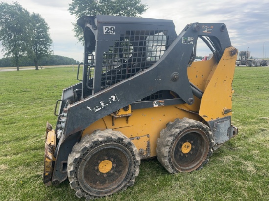 John Deere 318G Skid Steer - 2 Speed, 5704 hrs. ISO Hand Controls. Aux hyds