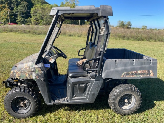 Polaris ranger 800 four-wheel-drive
