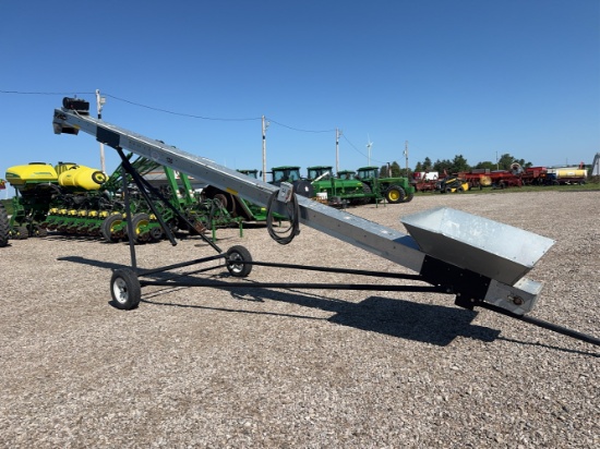 Unverferth 120 Conveyor - 12” x 30’