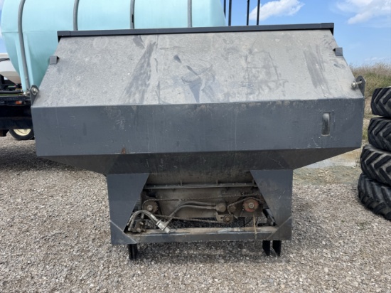 2124-D AGPro Seeder - Scales and Hydraulic drive