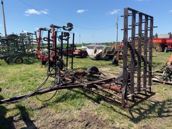 26’ Harogator - Hyd Fold and Raise Lower