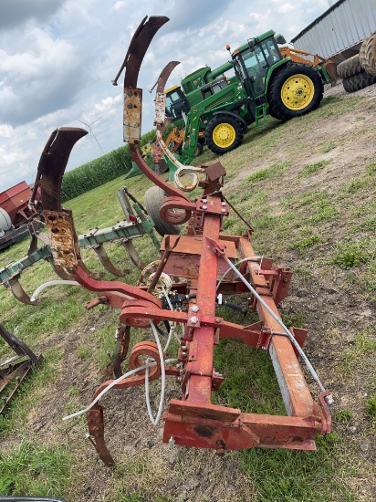 7 Shank NH3 Applicator - 30” spacing
