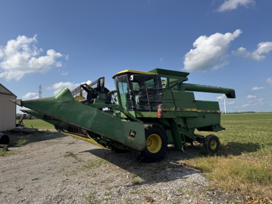 6620 Turbo w/ 220 Head - Nice Combine!