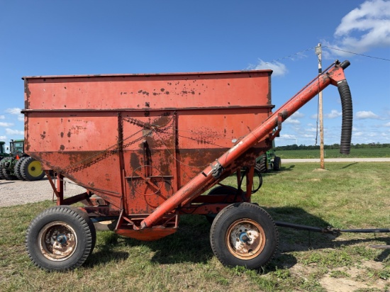KillBros 375 Gravity Wagon w/ 12’ Auger