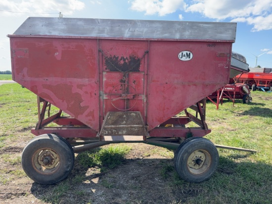 JM Gravity Wagon w/ John Deere Running Gear