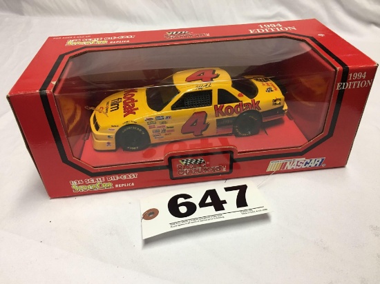 Racing Champions 1:24 scale die cast stock car-1994 edition Sterling Marlin