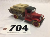 ERTL Budweiser 1931 Hawkeye approximately 1:32 to scale die cast bank With key