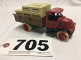 ERTL Budweiser proximately 1:32 scale flatbed delivery truck bank with key