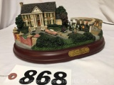 Elvis Presley Hawthorne Village Graceland Masterpiece Ed. collection 